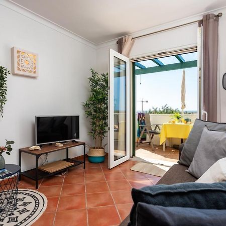 Sunny Apartment With Sea View 타비라 외부 사진
